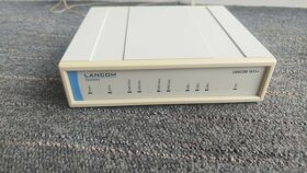 Router Lancome 1611+ - 4
