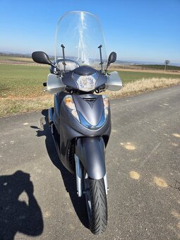 Honda SH 300 - 4
