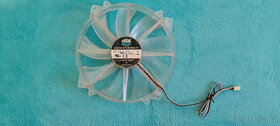 13 ks ventilátorů Master MegaFlow 200 - 4