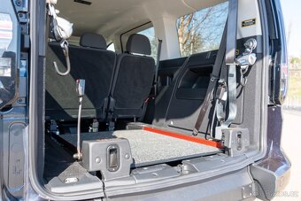 🚐 Volkswagen Caddy Vista™ – Prostorný vůz pro vozíčkáře - 4