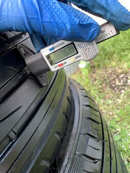 Letni sada pneu Toyo 225/55 R19, 6,5-7,5mm - 4