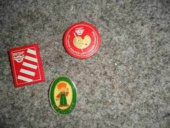 nášivky, cedulky, znaky Berlín, Kolín, Vyškov, Louny pivovar - 4