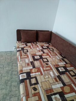 Válenda s úložným prostorem - 4