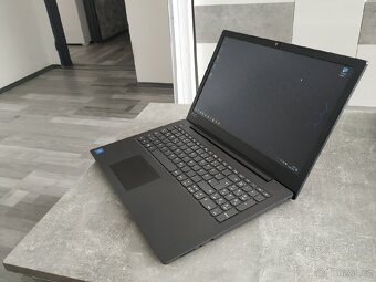 Lenovo V130-15IGM - 4
