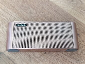 bluetooth reproduktor s rádiem - 4