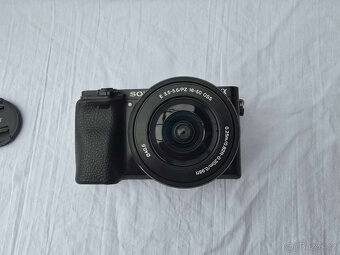 Sony A6000 + Sony 16-50 mm f/3,5-5,6 OSS - 4