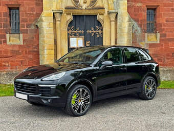 PORSCHE CAYENNE S E-HYBIRD PLATINUM – 416PS – 4x4 - 4