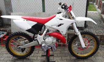 YAMAHA YZ 125 2003 - 4