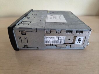 Autorádio Blaupunkt 24V - 4