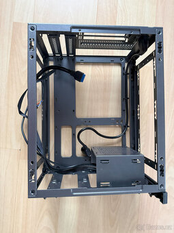 PC Skříň InterTech IM-1 Pocket (mATX, objem ~25L) - 4