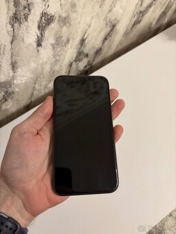 IPHONE 11 BLACK 64GB - BATERIE 98% - 4