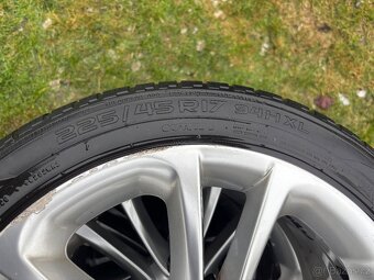 Prodám WV disky s pneu, original - 4