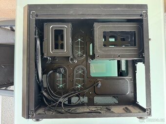 Corsair Crystal Series 280X Tempered Glass černá - 4