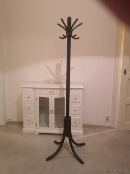 Starožitná komoda v perfektním stavu - 4