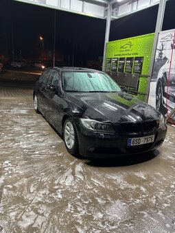 BMW E90 325i - 4