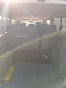 VW Caravelle T4 LONG 2.5 TDi 75Kw - 4