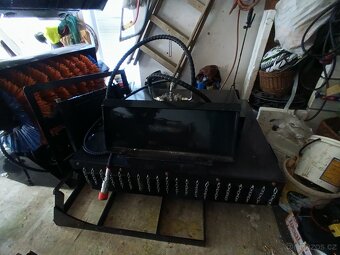 Mini nakladač - 4
