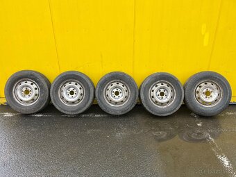Pneu Continental Vance 2 - 215/70 - R15 - 4