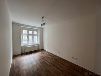Pronájem bytu 1+kk, 37 m2, Kovářska, P9 - 4
