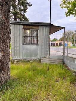 Stavební buňka s výdejním okénkem - 4