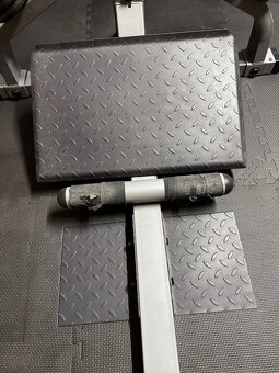 LEVERAGE SQUAT CALF MACHINE BODY-SOLID - 4