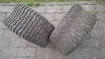 2ks pneu 20x10-8 - 4