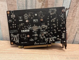 XFX Radeon RX560 2GB - 4