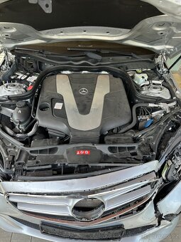 Mercedes E350 4MATIC - 4