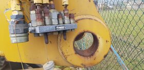 prodám nové demoliční rameno na caterpillar 325 - 4