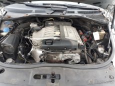 Prodam n.d. z tohoto vozu Vw Touareg 3.2 benzin automat - 4