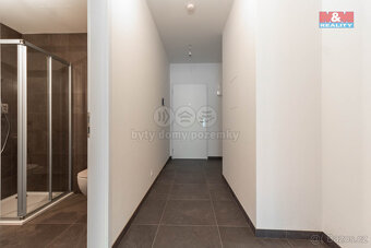 Pronájem bytu 1+kk, 36 m², Praha, ul. Českobrodská - 4