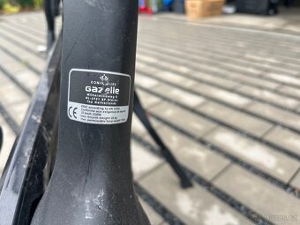 Prodám exklusivni elektrokolo zn. Gazelle - 4