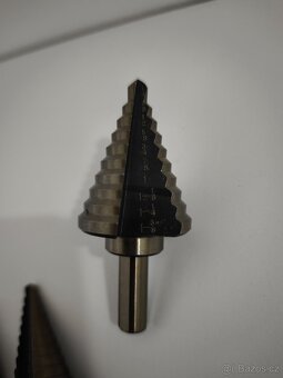 Vykružováky , stupňové vrtáky - 4