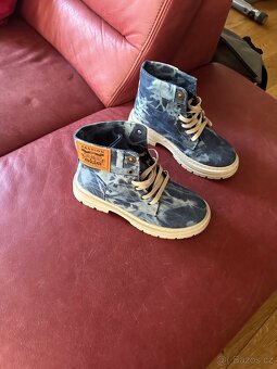 Nove jeansove kotnickove boty c 41 nakupni cena 1 799 kc - 4
