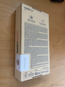Mobilní telefon Motorola Moto G35 4GB/256GB - půlnoční černá - 4