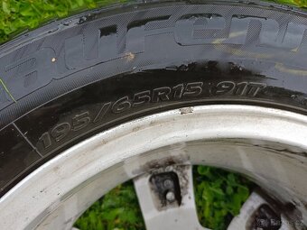 originální Alu kola Škoda Octavia 2, 15" + zimní pneumatiky - 4