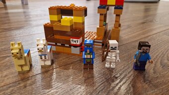 Lego Minecraft 21167 Tržiště - 4