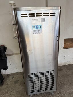 Zmrzlinový stroj - 4