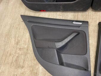 VW GOLF 5 2003-2008 - TAPECIRUNKY ČERNÉ - 4