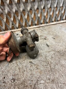 Karburátor asi ČZ 125, 150 C,T - 4