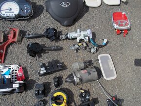 Díly interiéru Hyundai I10 model 10/2007-2013 - 4