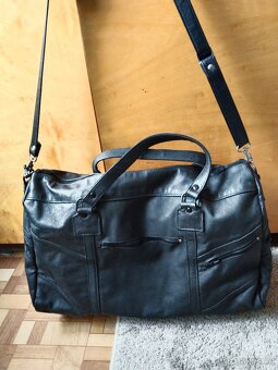 Prodám koženou cestovní kabelu - 4