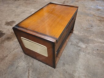 Gramoradio Tesla 1005a - 4