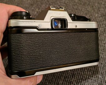 Olympus OM-10 + manual adapter + 50/1.8 - 4