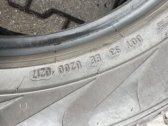 Pirelli Scorpion Verde 215/65 R17 99V - 4
