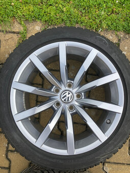 Alu disky 5x112 R18 VW Passat zimni pneu 235/45/18 - 4