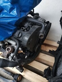 Motor vw passat 1.9 tdi 81kw - 4