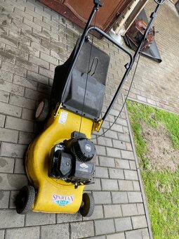 Benzínová sekačka Spartan bez pojezdu - 4