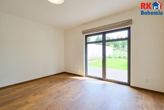 Pronájem novostavby bytu 2+kk s terasou a venkovním parkovac - 4