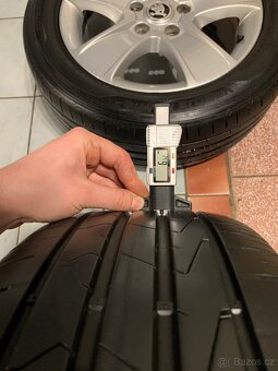 Alu kola Škoda R16 5X112 LETNÍ PNEU 205/55 R16 CRATERIS - 4